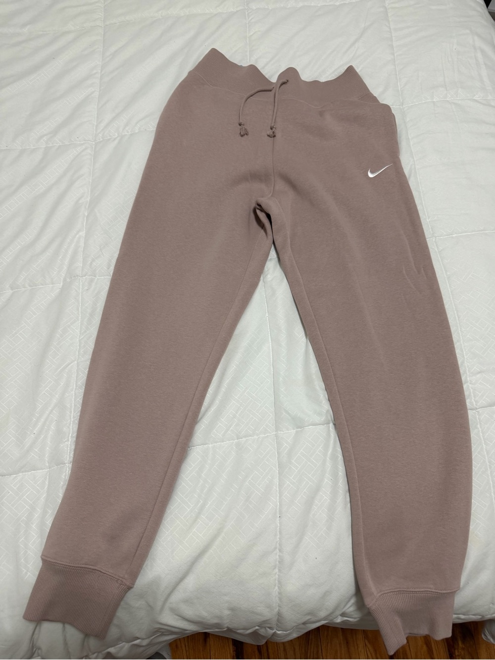 Nike Dusty Mauve Sweatshirt and Joggers Set TOP XS , PANTS M - Picture 4 of 5